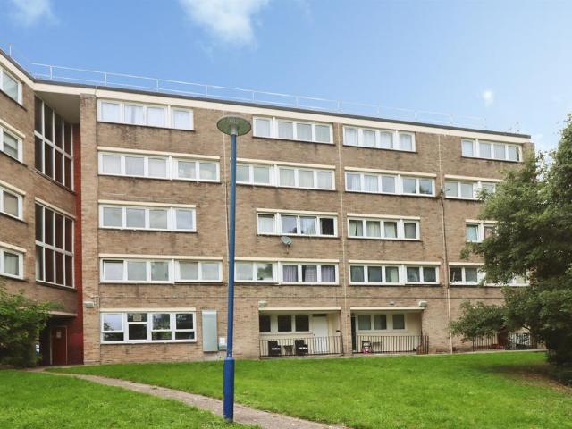 Flat for sale in Ashley Down, Bristol
