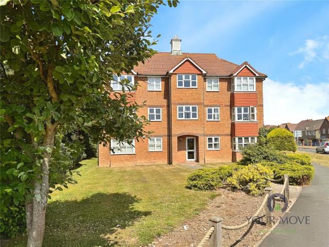 Flat for sale in Sovereign Harbour, Eastbourne