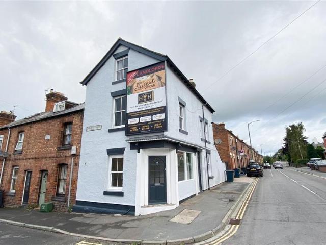 Flat for sale in Greenfields, Frankwell