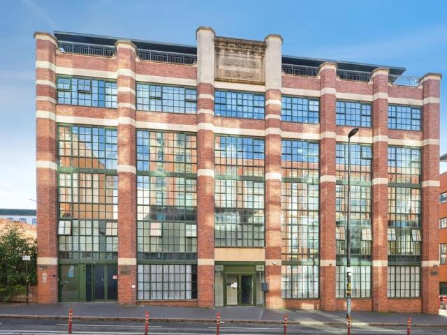 Flat for sale in Rea Valley, Birmingham