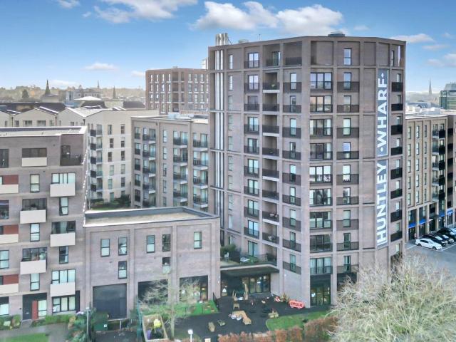 Flat for sale in Newtown, Reading