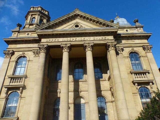 Flat for sale in Heckmondwike, West Yorkshire