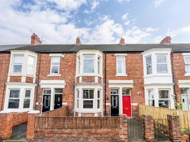 Flat for sale in Whitley Bay, Isle Of Man