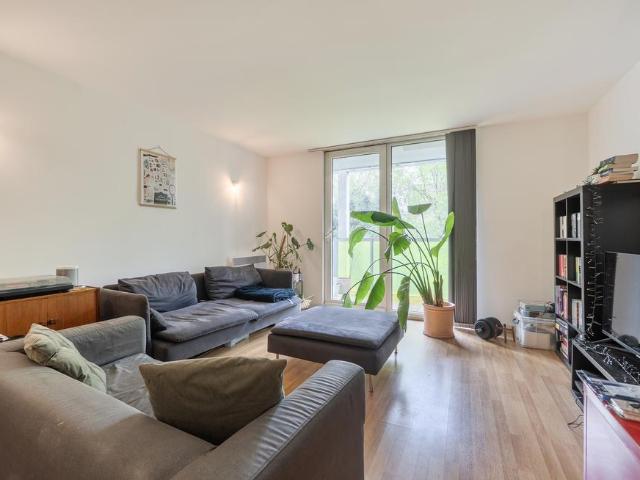 Flat for sale in Hornsey, Greater London