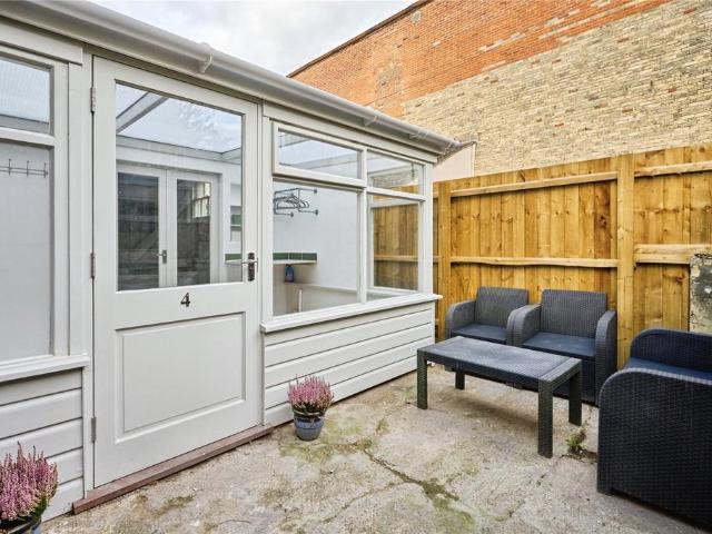Flat for sale in Binstead, Ryde
