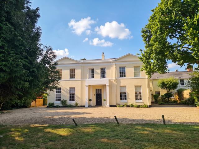Flat for sale in Bartley, New Forest