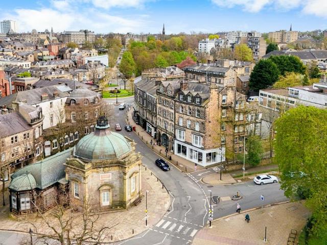 Flat for sale in Low Harrogate, Harrogate
