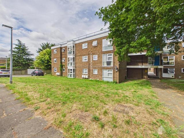 Flat for sale in Shephall, Hertfordshire