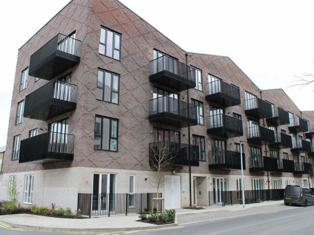 Flat for sale in Troy Town, Rochester