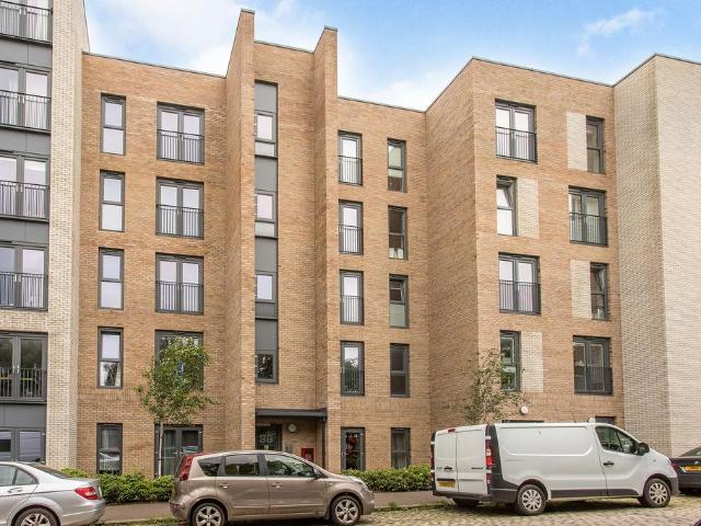 Flat for sale in Leith, Scotland