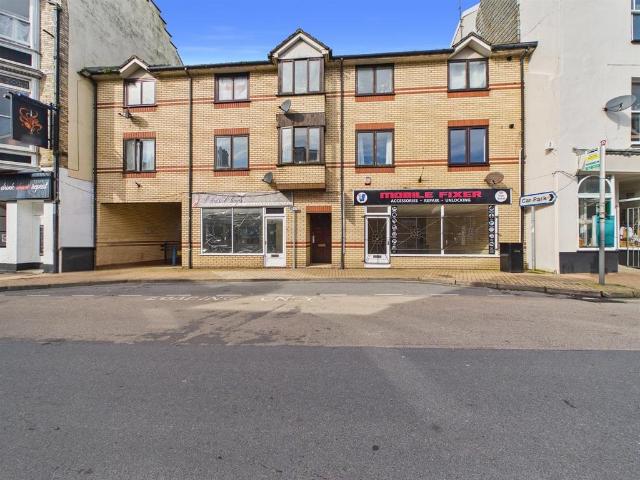 Flat for sale in Slade, Kentisbury