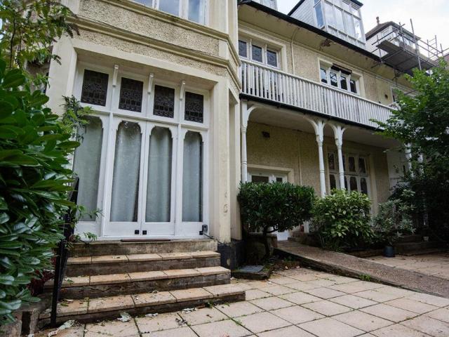 Flat for sale in Tettenhall, Wolverhampton
