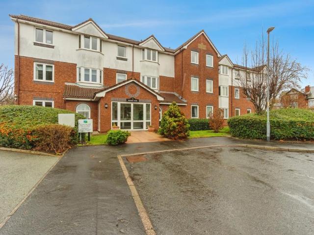 Flat for sale in Georgia, Greater Manchester