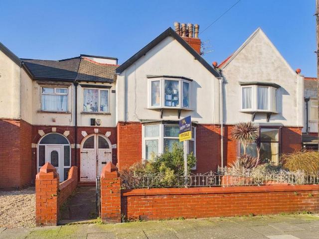 Flat for sale in Squires Gate, Blackpool