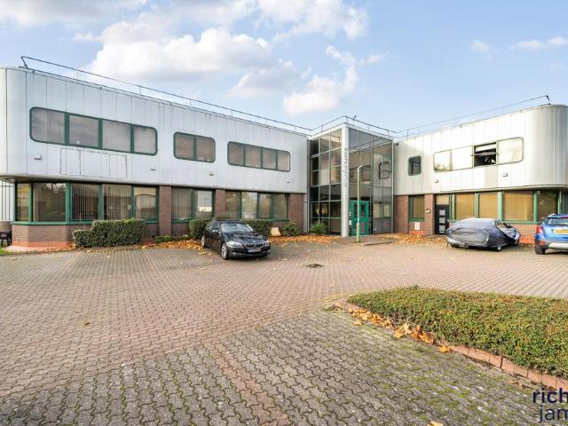 Flat for sale in Rodbourne, Swindon