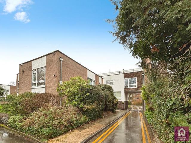 Flat for sale in Georgia, Greater Manchester