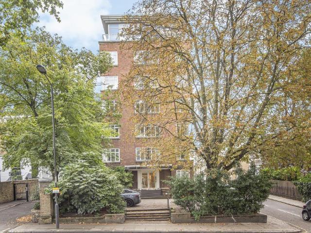 Flat for sale in Notting Hill, Greater London