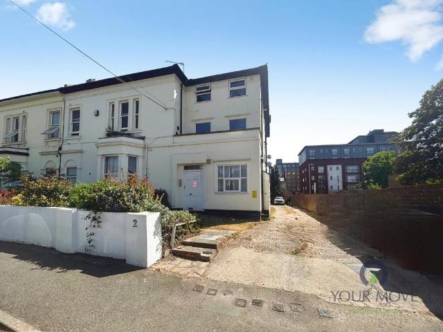 Flat for sale in Wallington, Greater London