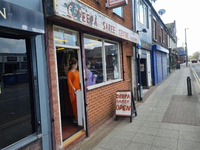 Flat for sale in Hurst, Greenheys