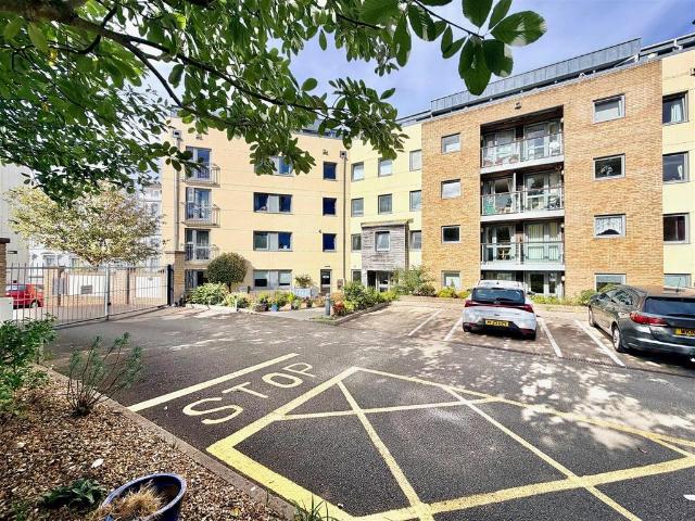 Flat for sale in West Hoe, Plymouth