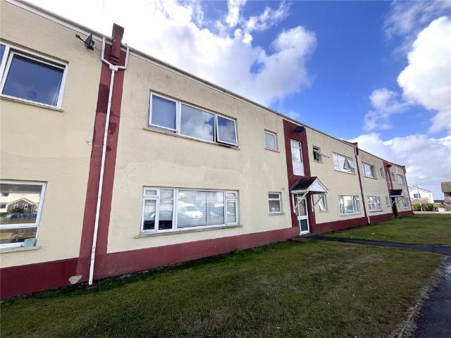 Flat for sale in Pembroke Dock, Wales