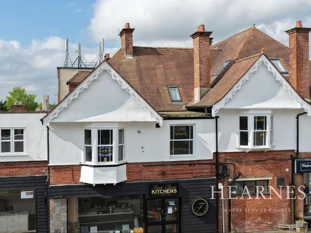 Flat for sale in Tricketts Cross, Ferndown