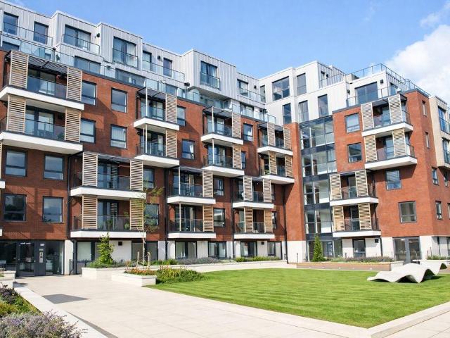 Flat for sale in Greater London