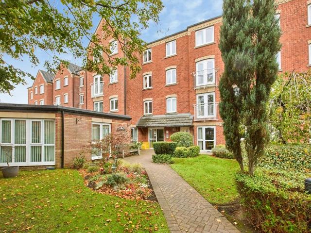 Flat for sale in Long Eaton, Erewash