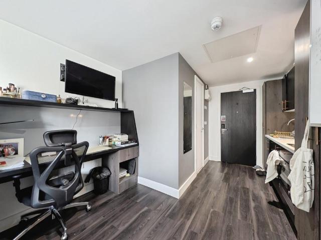 Flat for sale in Battle Field, Tyne And Wear