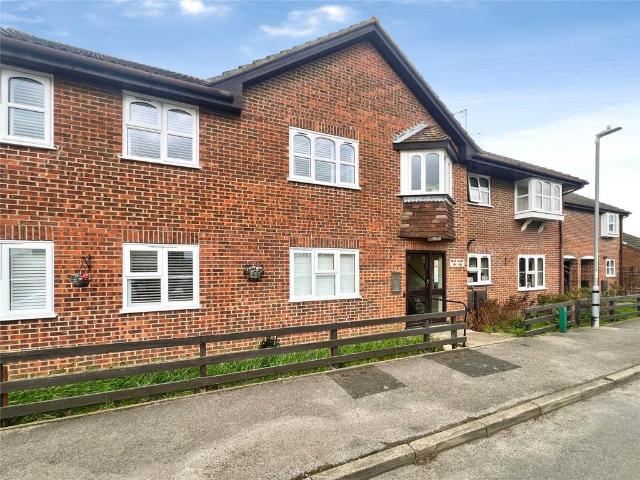 Flat for sale in Macknade, Oad Street