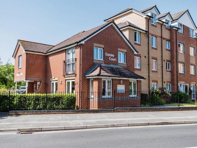 Flat for sale in Shirley, City Of Southampton