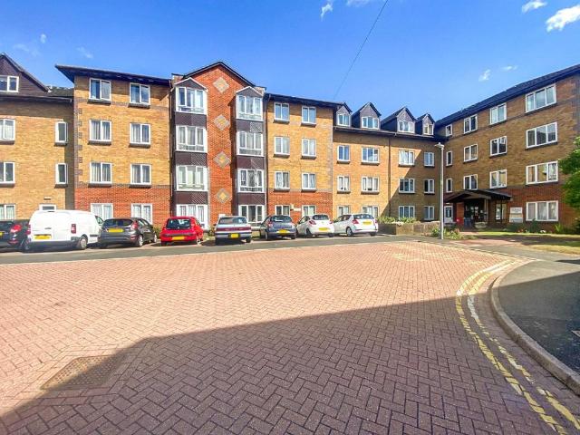 Flat for sale in Chalkwell, Oad Street