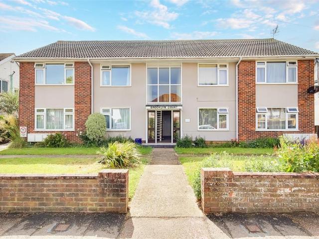 Flat for sale in West Worthing, Worthing