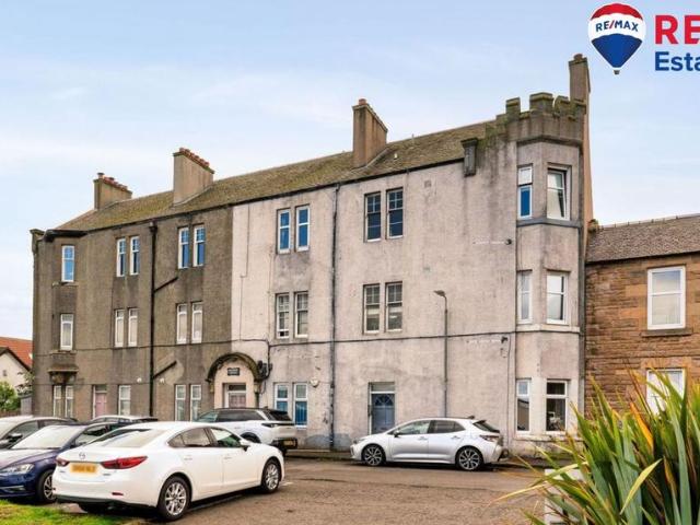 Flat for sale in Linlithgow