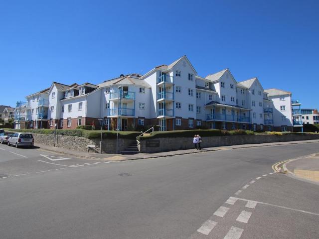 Flat for sale in Swanage, East Dorset