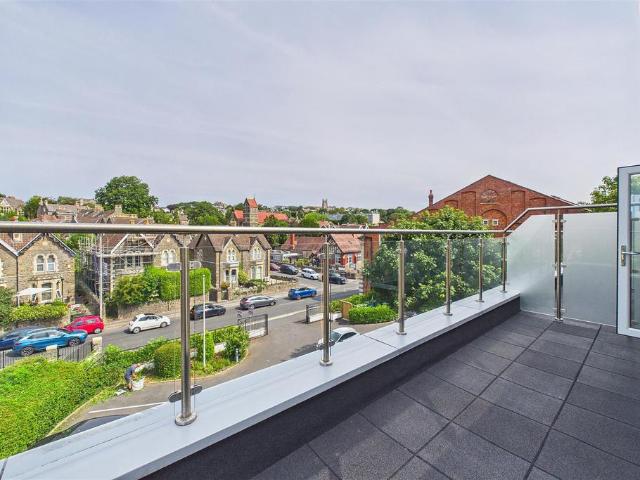 Flat for sale in West End, Clevedon