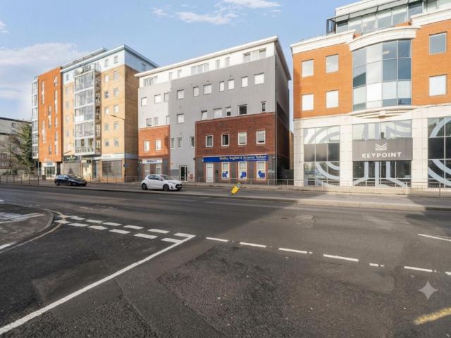 Flat for sale in Slough