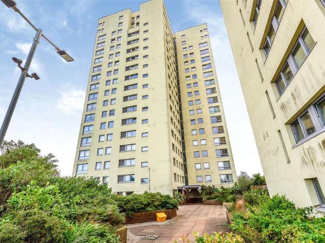 Flat for sale in Avenham, Higher Bartle