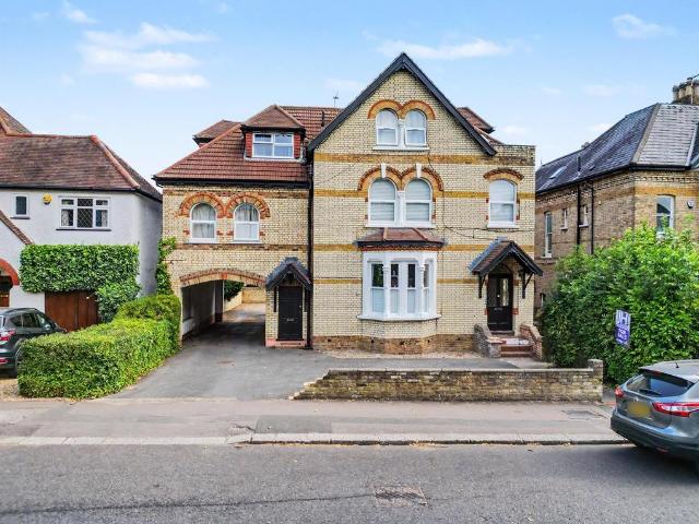 Flat for sale in Greater London