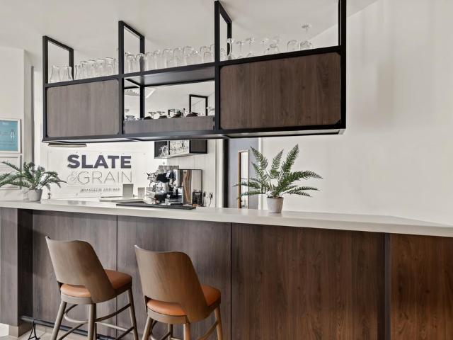 Flat for sale in Hackbridge, Greater London