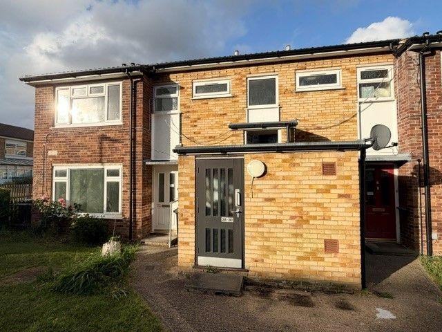 Flat for sale in Bushey