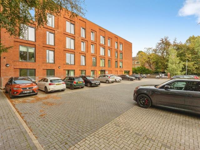 Flat for sale in Heaviley, Stockport