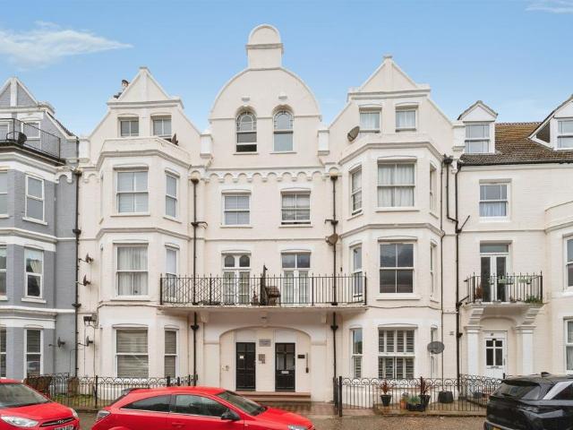 Flat for sale in Comers, Norfolk