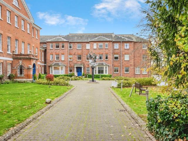 Flat for sale in Portfields, Lower Bullingham