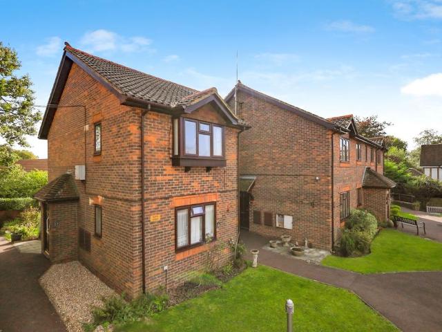 Flat for sale in Cross In Hand, Isle Of Man