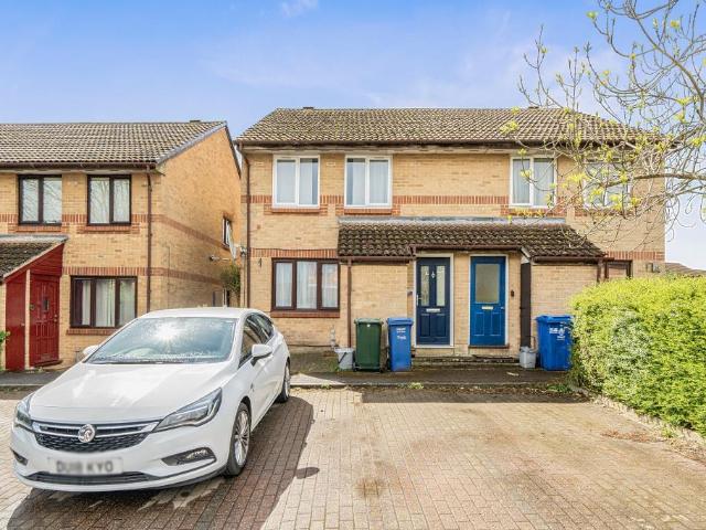 Flat for sale in Evershot, Oxfordshire