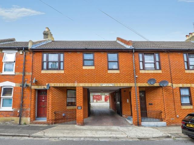 Flat for sale in Troy Town, Rochester