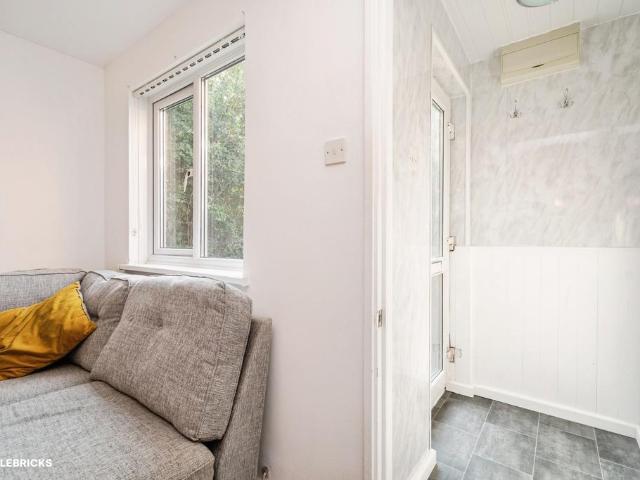 Flat for sale in Roborough, Strode
