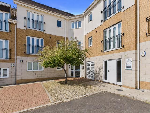 Flat for sale in Meadow Well, North Shields