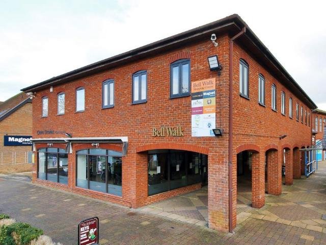 Flat for sale in Uckfield, Cross In Hand